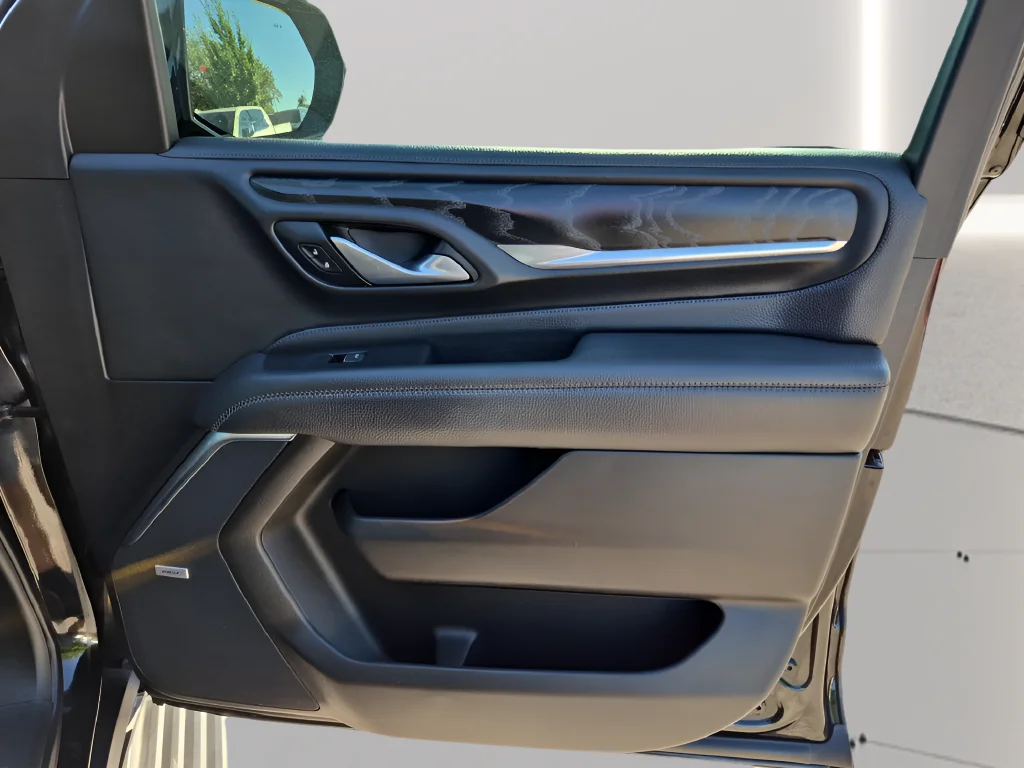 Used 2022 Black GMC Denali image 35