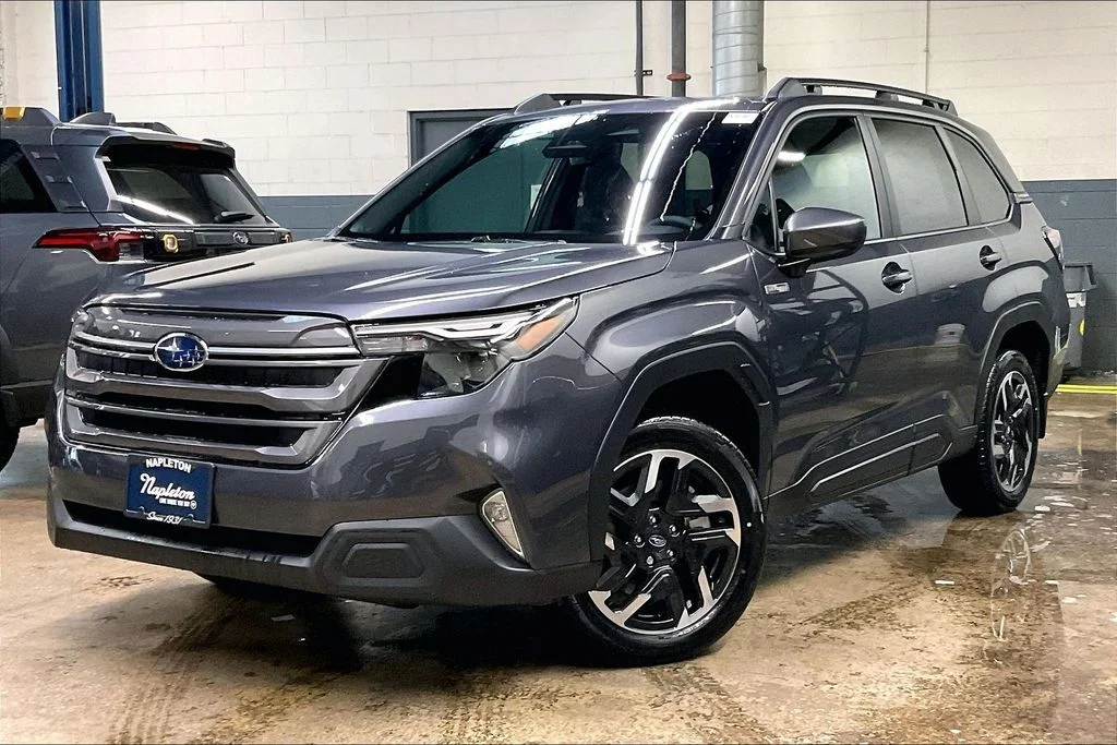 New 2026 MAGNETITE GRAY METALLIC Subaru Premium Hybrid image 2