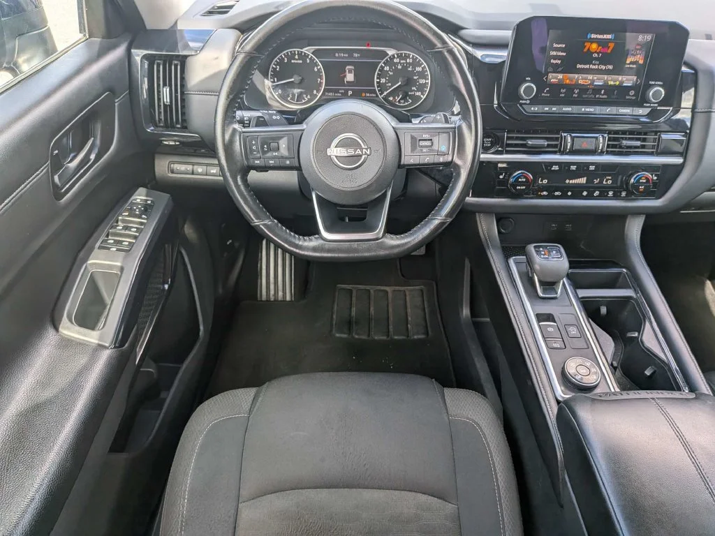 Certified Used 2025 Deep Ocean Blue Nissan SV image 18