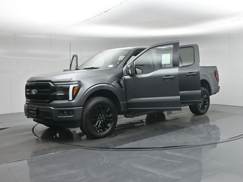 New 2026 Carbonized Gray Metallic Ford Lariat image 32