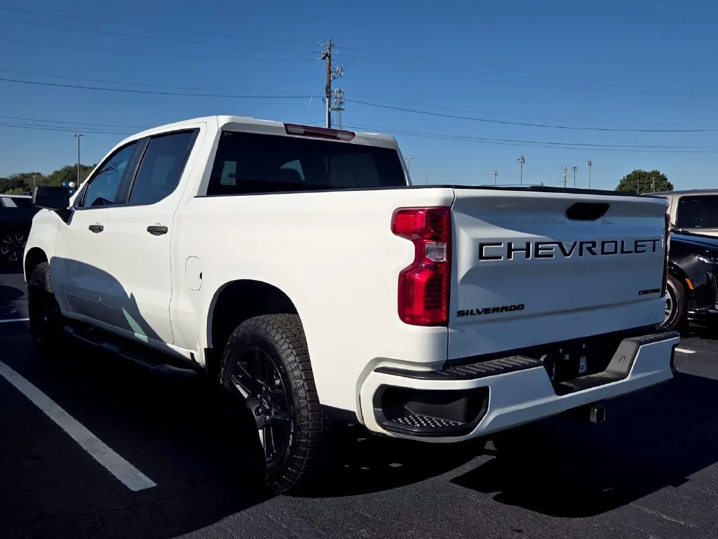Used 2026 Summit White Chevrolet Custom image 6