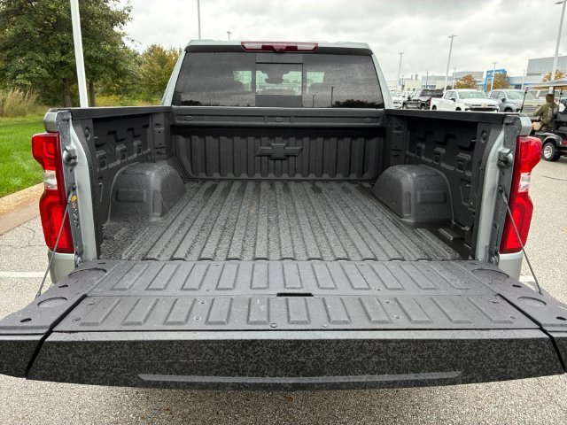 2026 Chevrolet Silverado 1500 LTZ - Photo 16