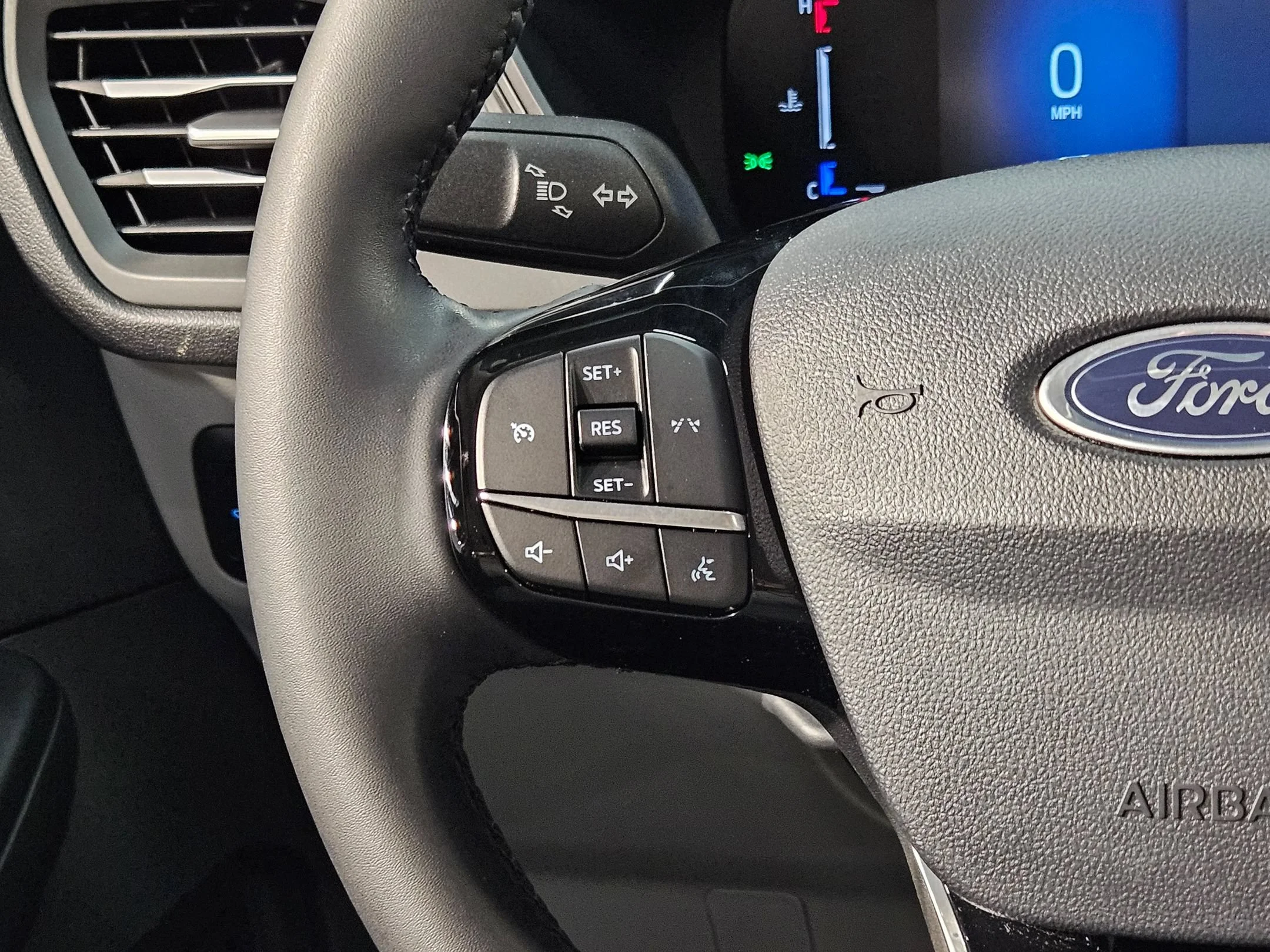Used 2024 Vapor Blue Metallic Ford Active image 27