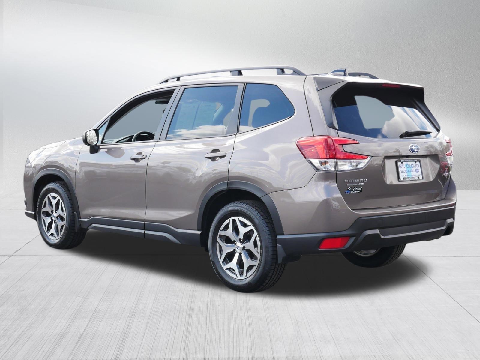 Certified Used 2024 Brilliant Bronze Metallic Subaru Premium image 5