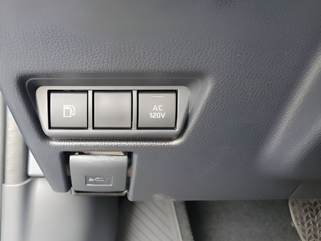 2026 Toyota Prius Plug-in Hybrid XSE - Photo 31