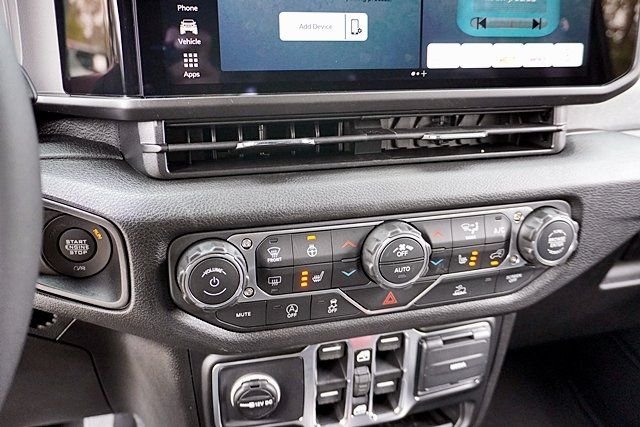 New 2026 Anvil Clear-Coat Exterior Paint Jeep Sport S image 37