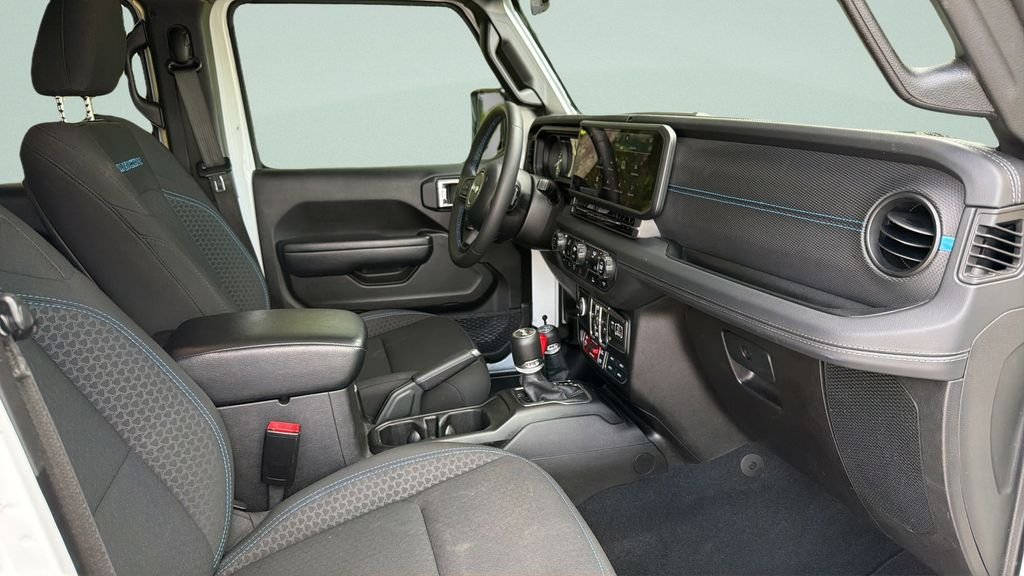 Used 2024 White Jeep Rubicon 4xe image 30