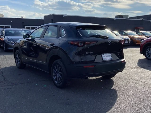 2025 Mazda CX-30 S - Photo 5