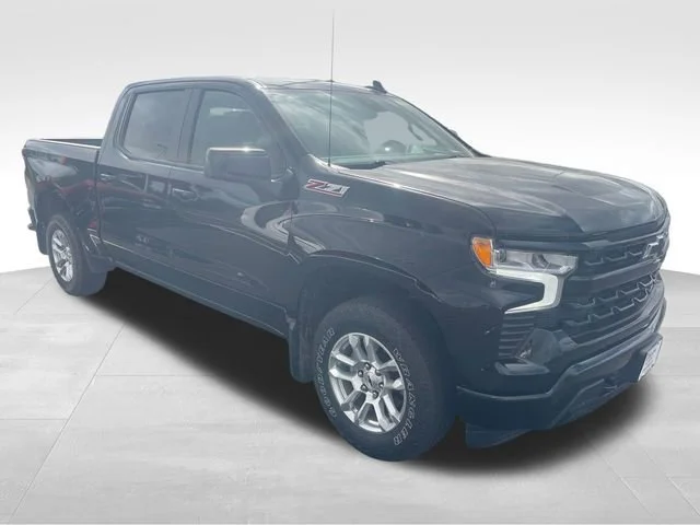 Used 2023 Black Chevrolet RST image 4