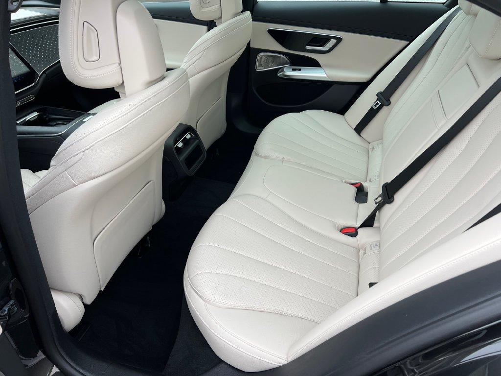 New 2026 Graphite Grey Metallic Mercedes-Benz E 350 image 24