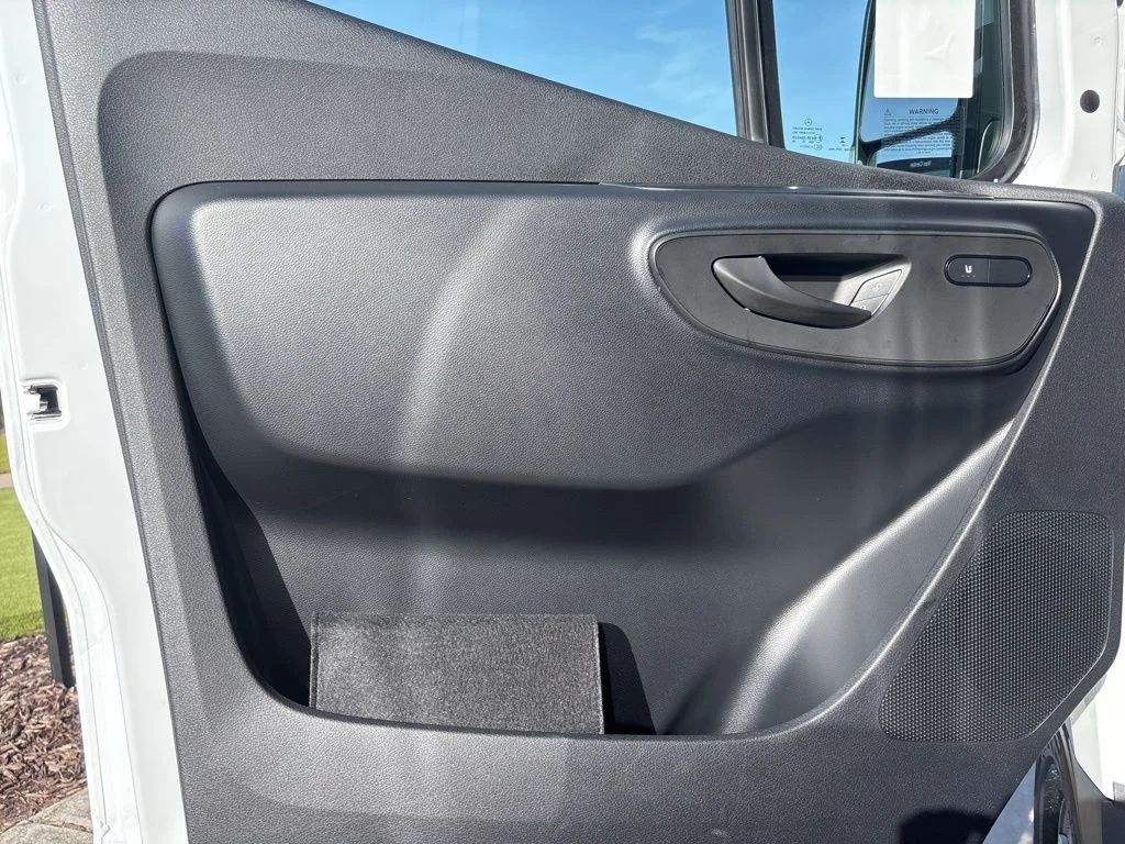 New 2026 Arctic White Mercedes-Benz w/ Ranger Contractor PKG image 25