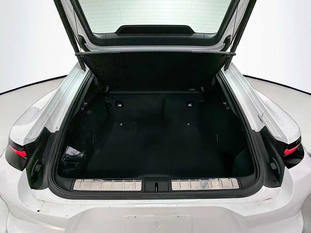 Certified Used 2025 White Porsche 4 image 27