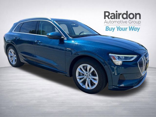 2019 Audi e-tron Prestige