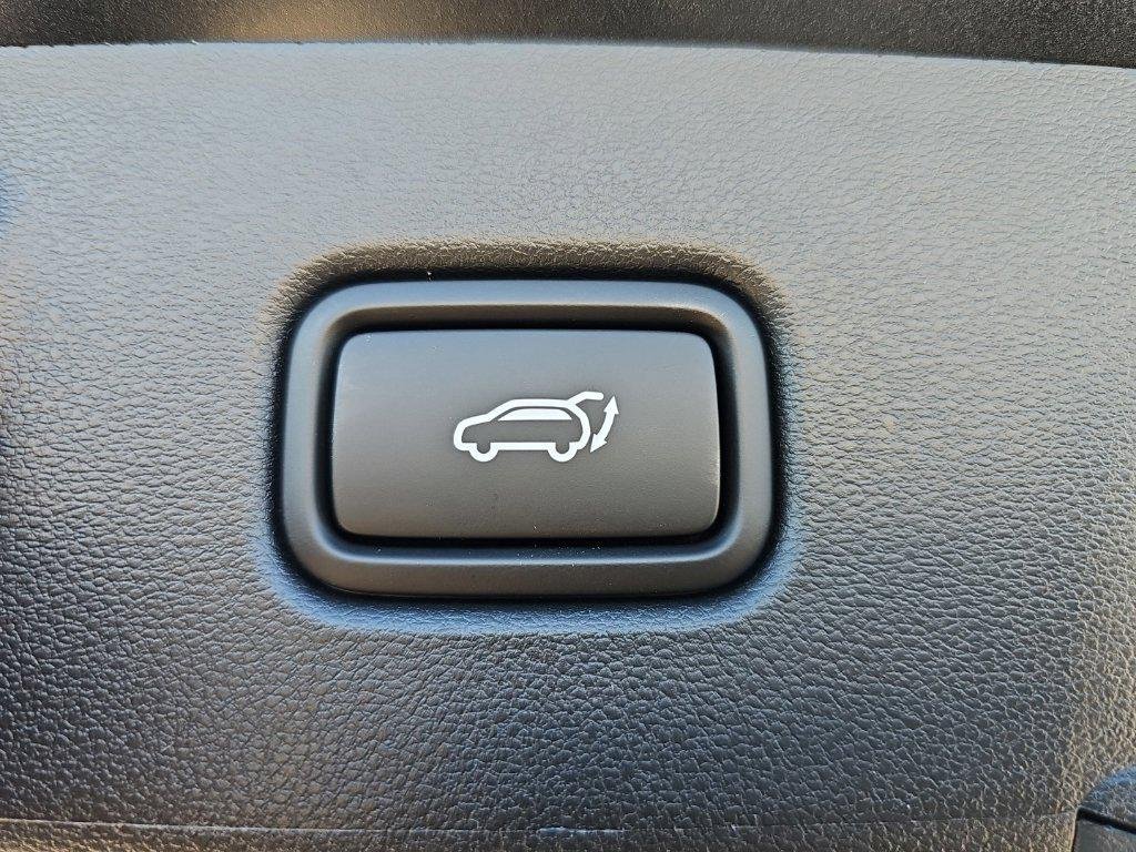New 2026 Black Hyundai SEL Plus AWD image 36
