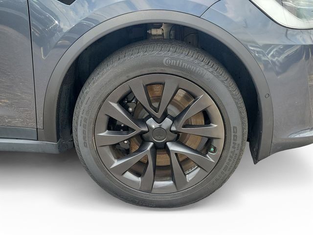 Used 2022 Gray Tesla Base image 5