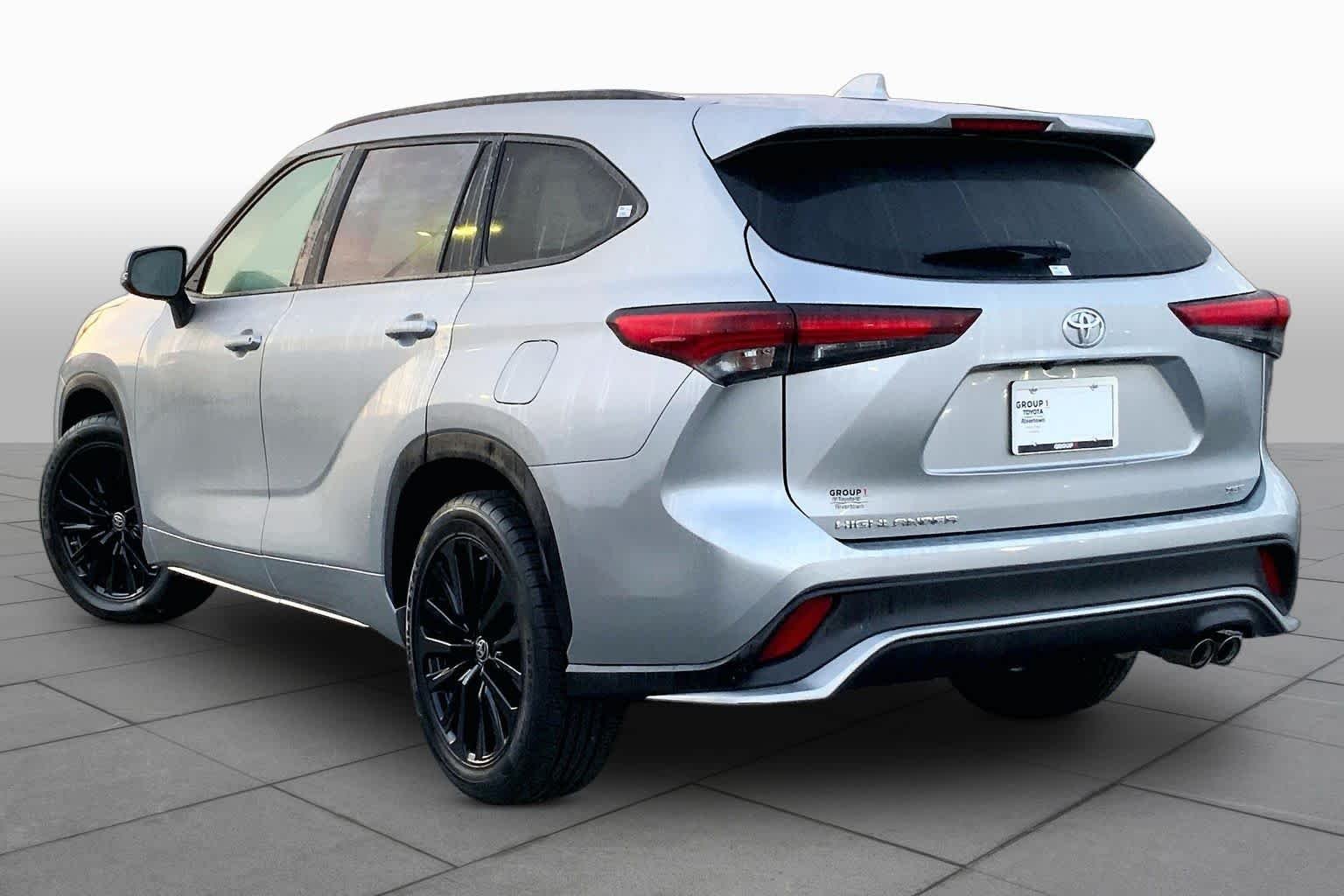 2024 Toyota Highlander XSE - Photo 12