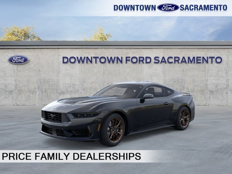 2026 Ford Mustang Dark Horse's photo