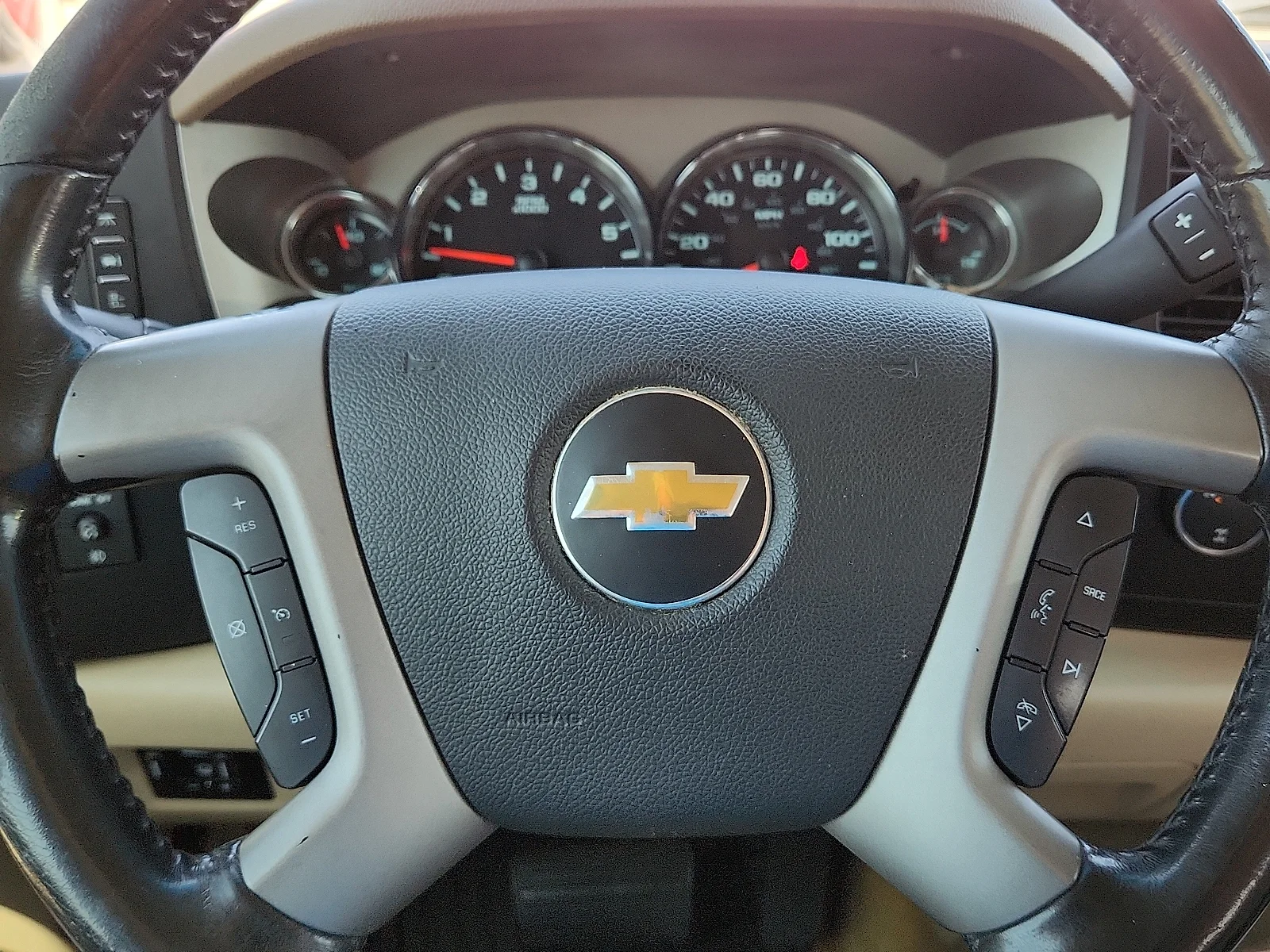 Used 2013 Red Chevrolet LT image 24