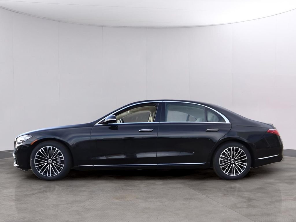 New 2026 Obsidian Black Metallic Mercedes-Benz S 580 image 4