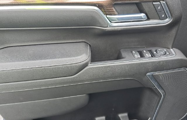 Used 2023 Blue Chevrolet LT image 15