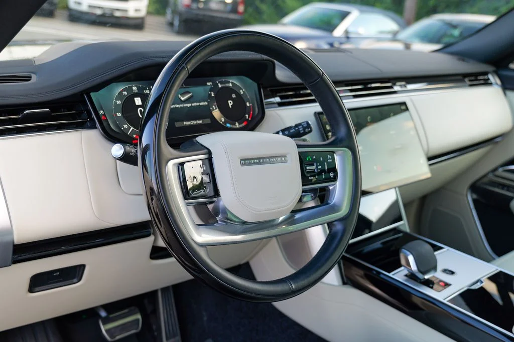 Used 2025 Gray Land Rover SE image 20
