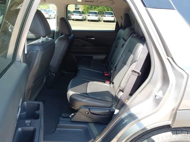 Used 2026 Gun Metallic Nissan SL image 25