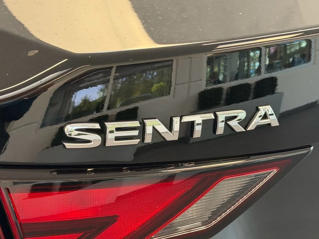 Used 2022 Black Nissan SV image 13