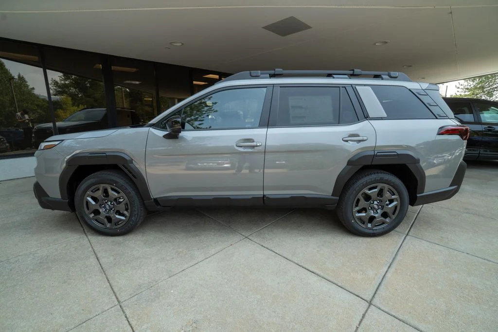 New 2026 RIVER ROCK PEARL Subaru Premium image 4
