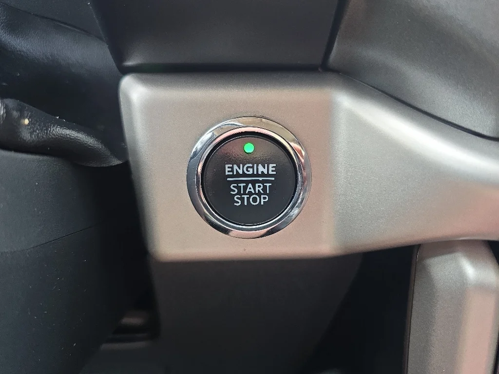 Used 2024  Ford XLT image 19