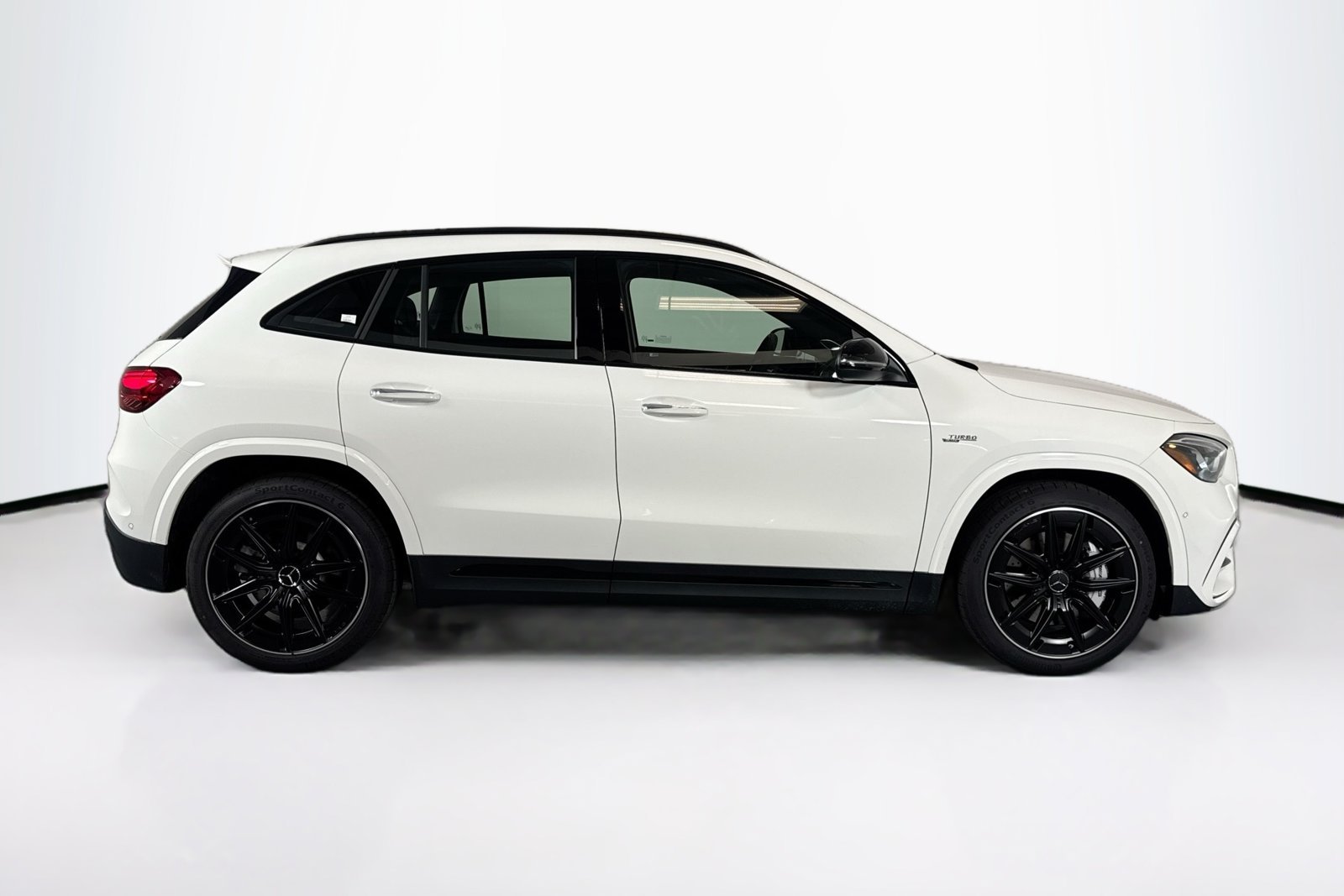 New 2026 Polar White Mercedes-Benz AMG® GLA 35 image 4