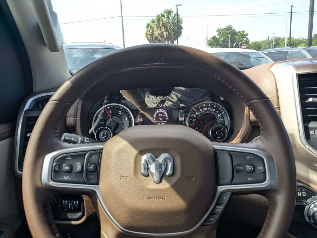 Certified Used 2022 Blue Ram Laramie image 23
