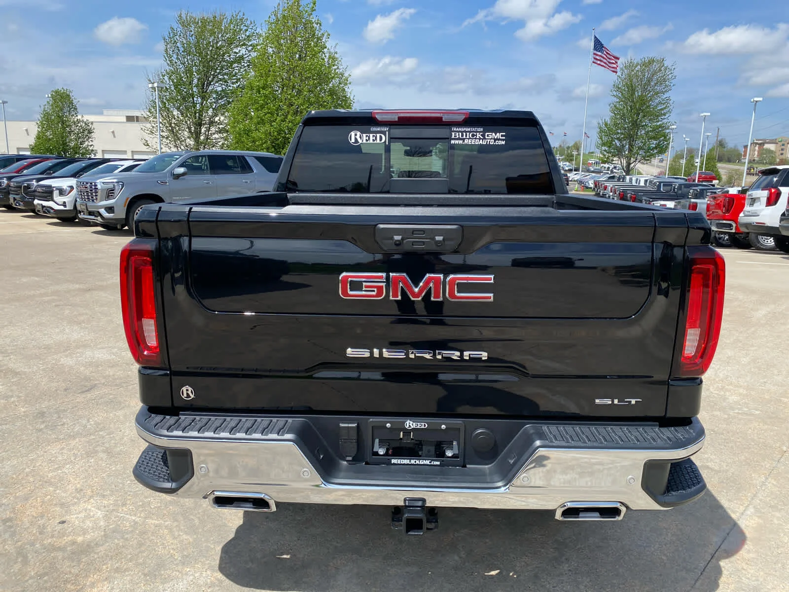 New 2026 Onyx Black GMC SLT image 7