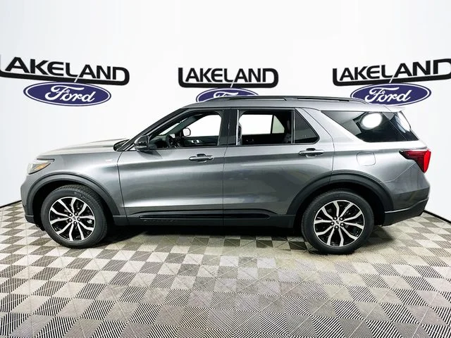 New 2026 Ford Explorer ST-Line