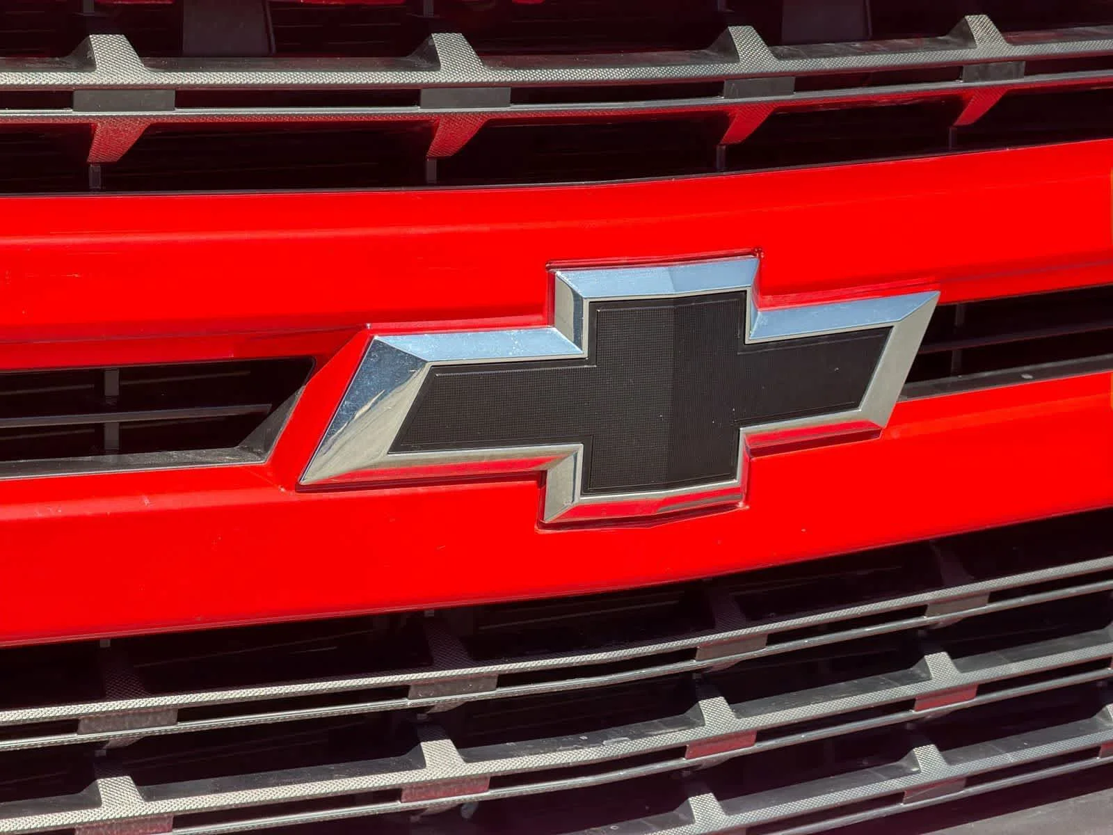 Used 2021 Red Hot Chevrolet RST image 12