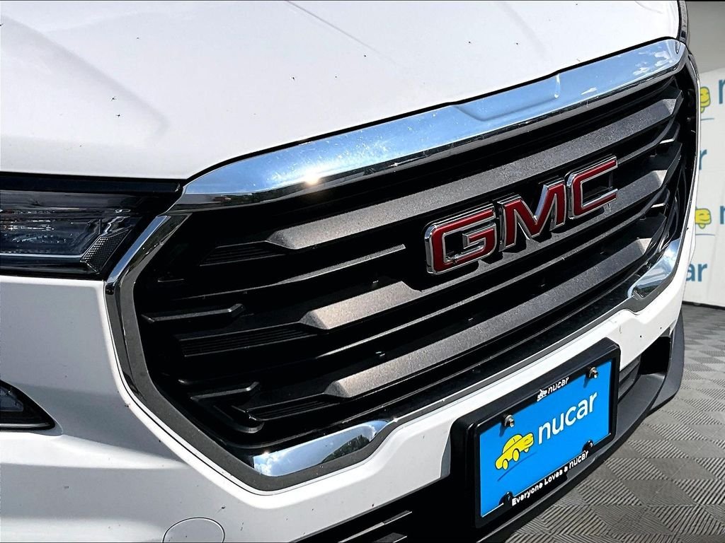 Used 2024 Summit White GMC SLE image 28