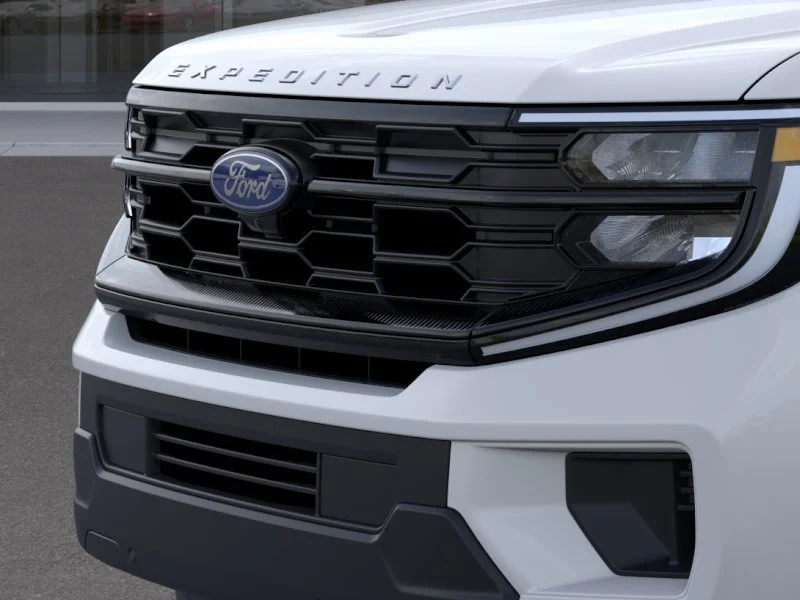 New 2026 Oxford White Ford Active image 17
