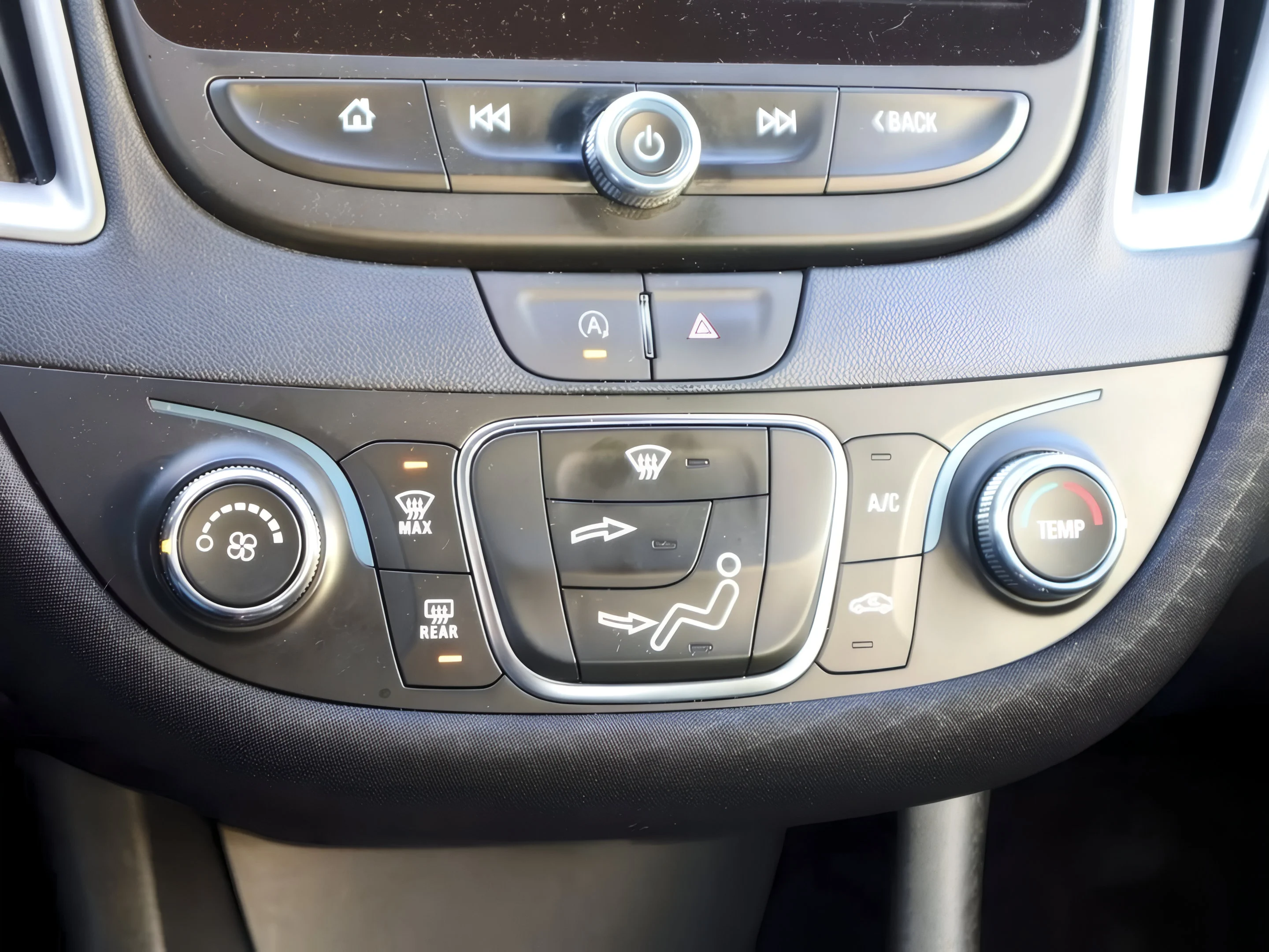 Used 2023 Summit White Chevrolet RS image 20