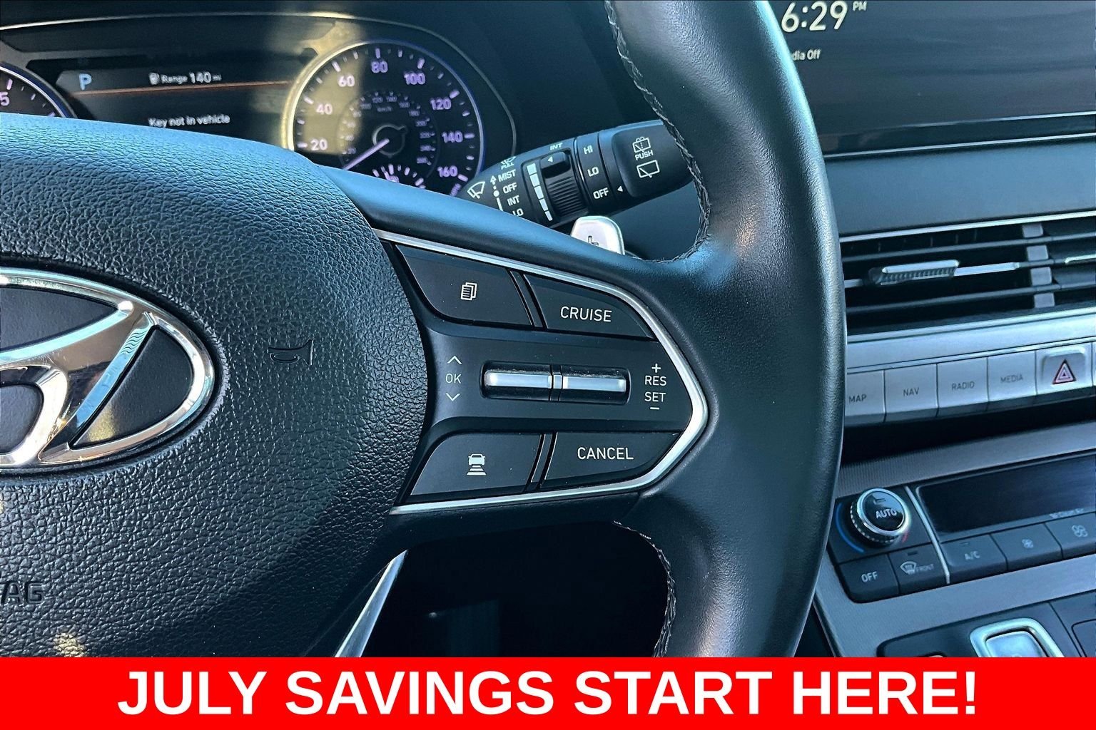 Used 2022 White Hyundai SEL image 16