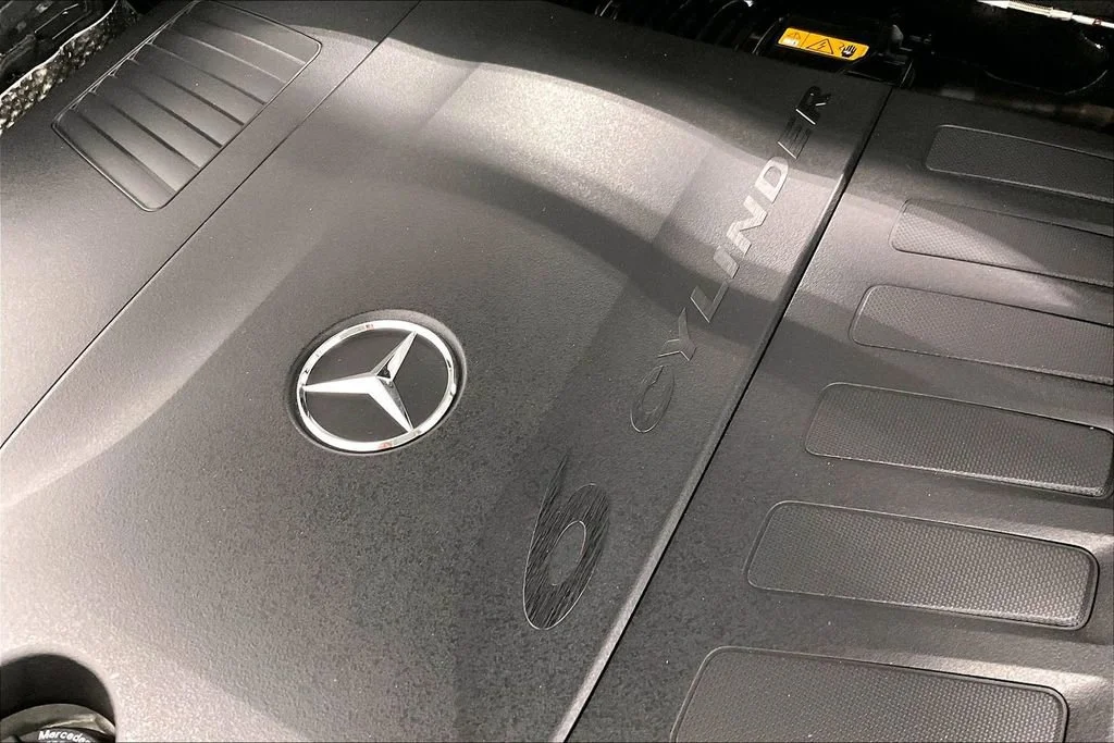 New 2026 MANUFAKTUR Moonlight White Magno Mercedes-Benz GLS 450 image 30