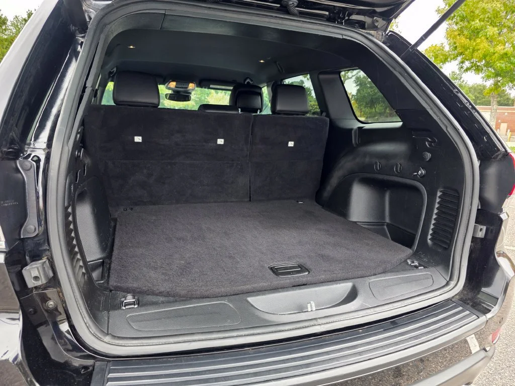 Used 2021  Jeep Laredo X image 31