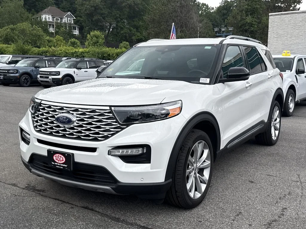 Used 2023 Star White Ford Platinum image 11