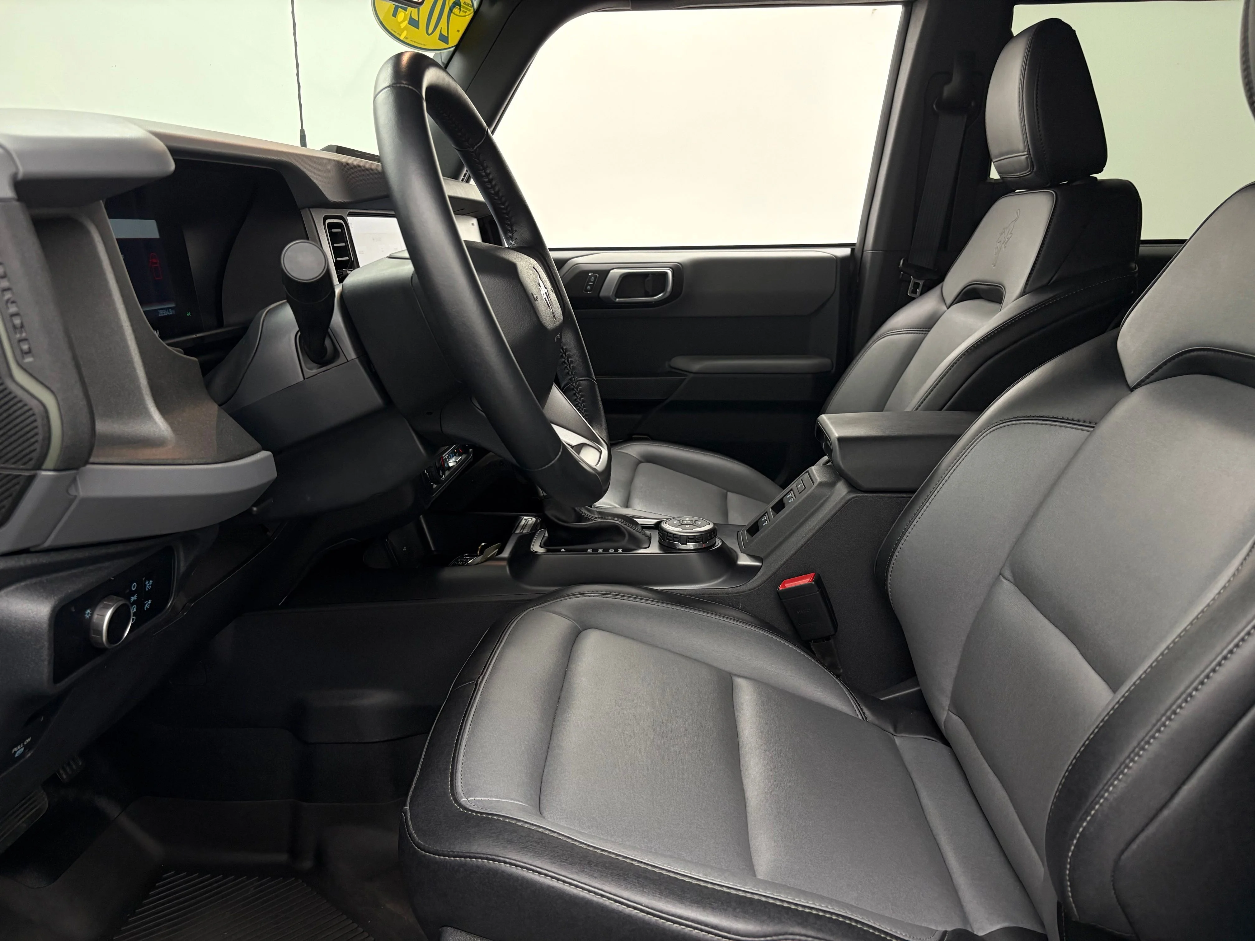 Used 2024 Green Metallic Ford Everglades image 49