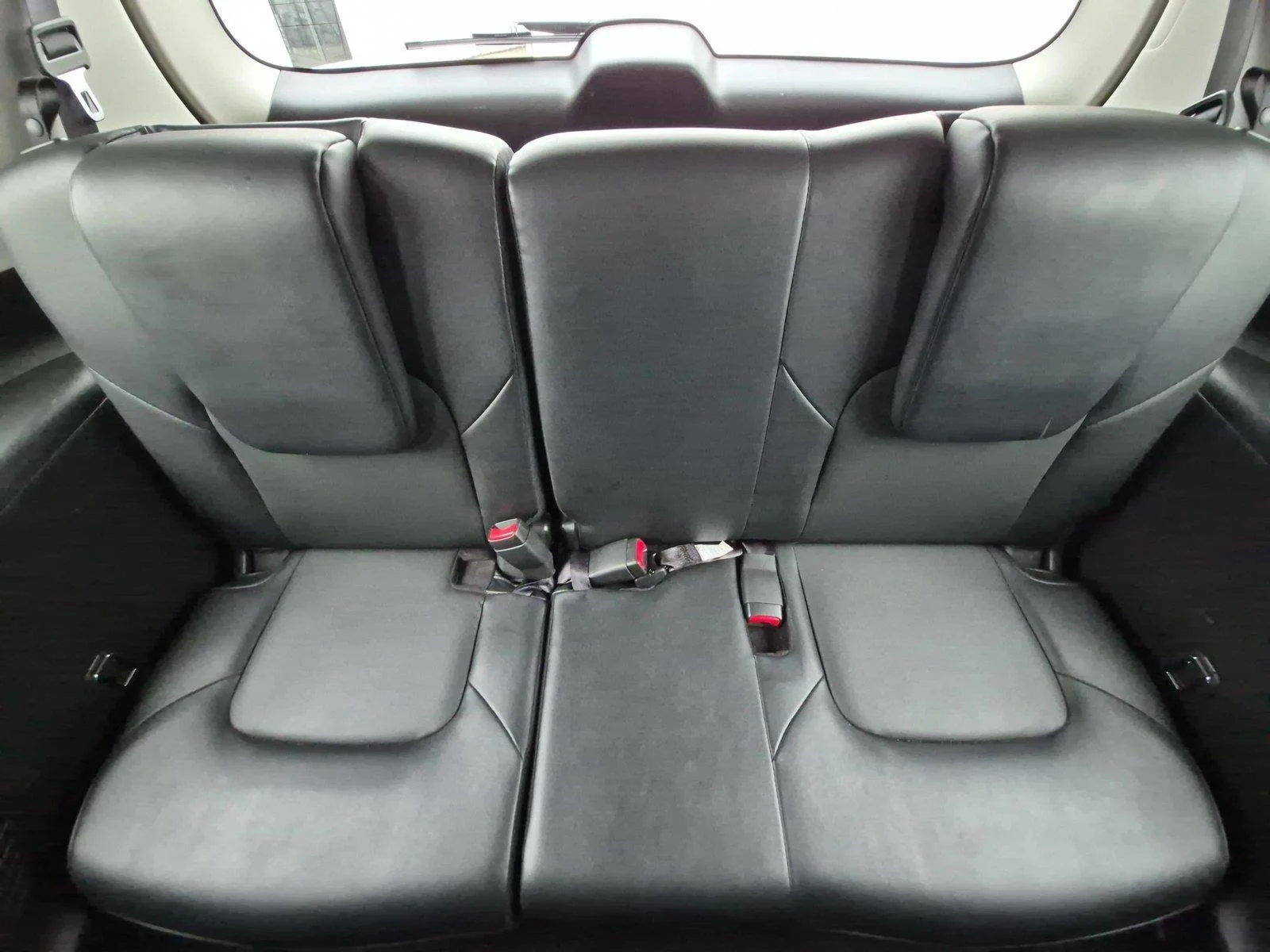 Used 2024 Gun Metallic Nissan SV image 33