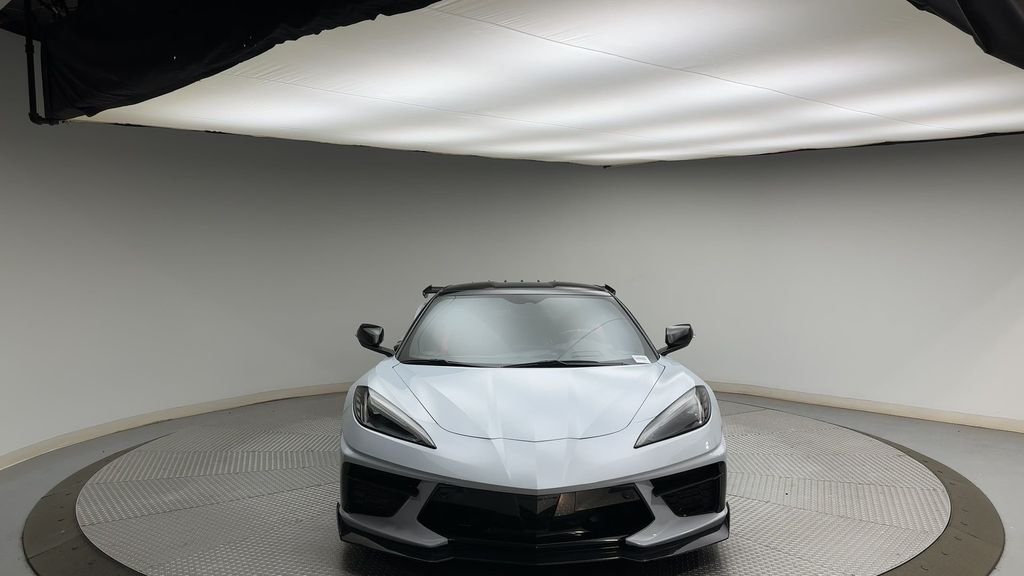 Used 2020 Ceramic White Chevrolet Stingray image 7