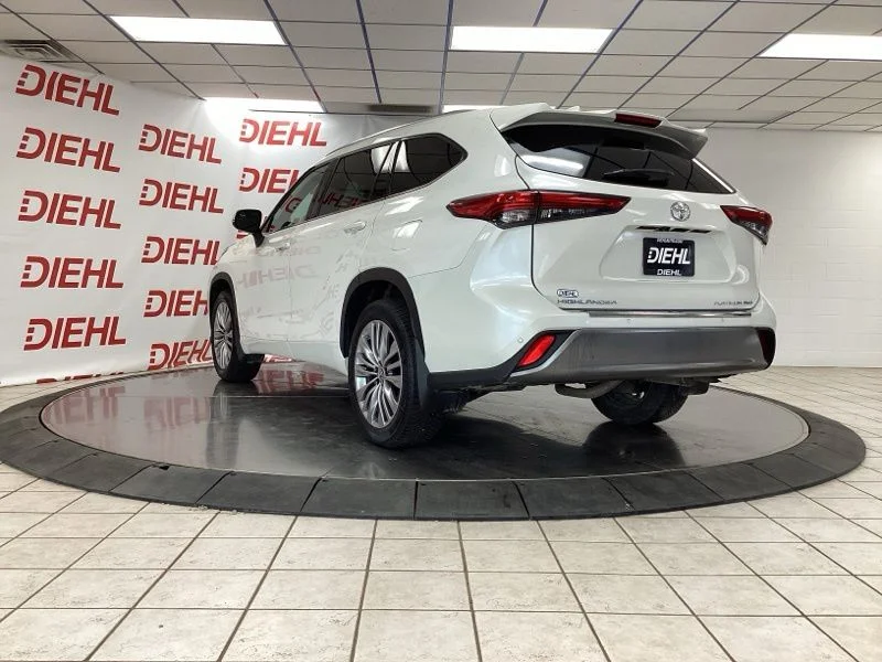 Used 2021 White Toyota Platinum image 5