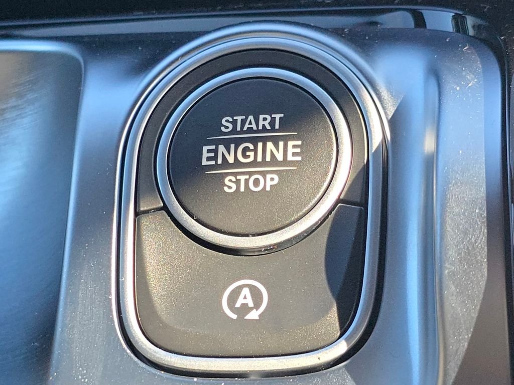 2025 Mercedes-Benz GLB GLB35 AMG - Photo 37