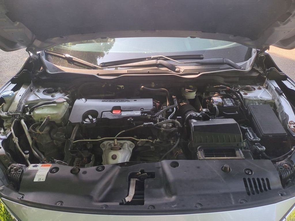 Used 2016 Silver Honda LX image 28