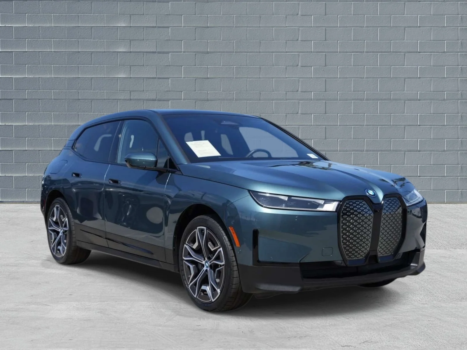 2024 BMW iX