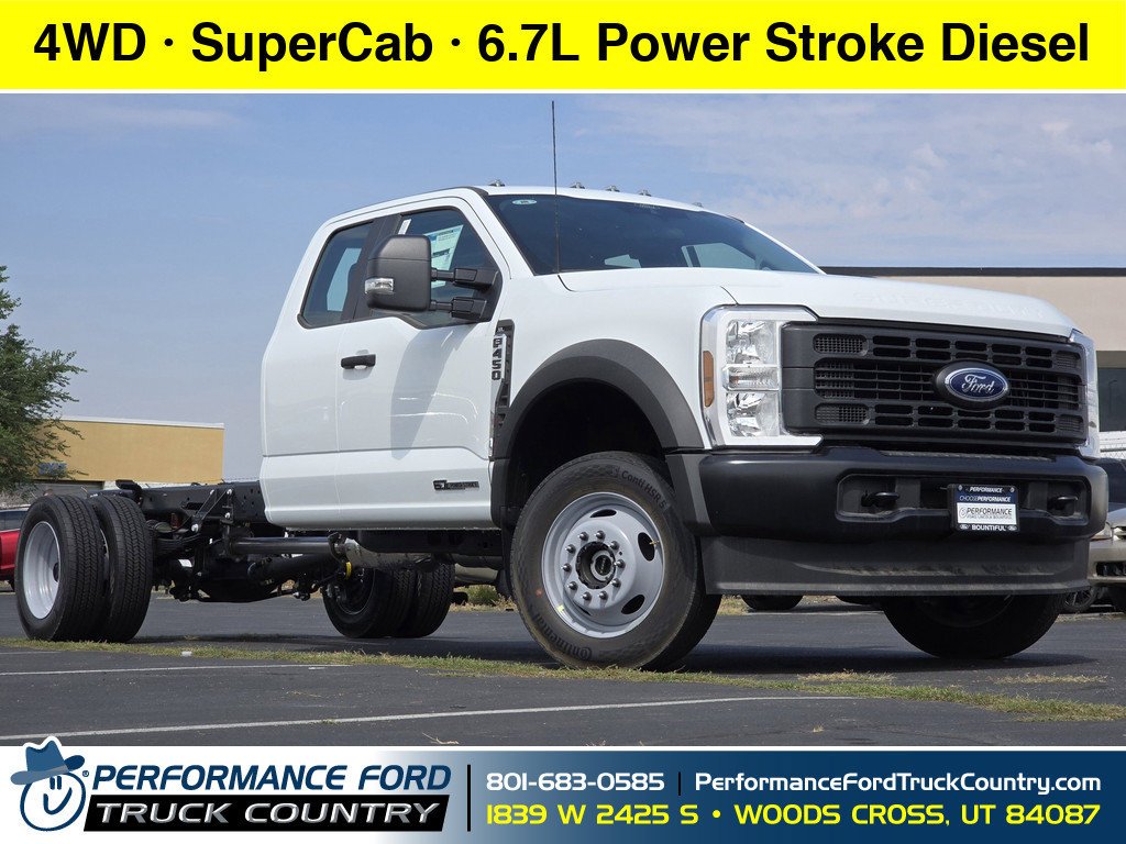 2025 Ford F-450 Super Duty Chassis Cab