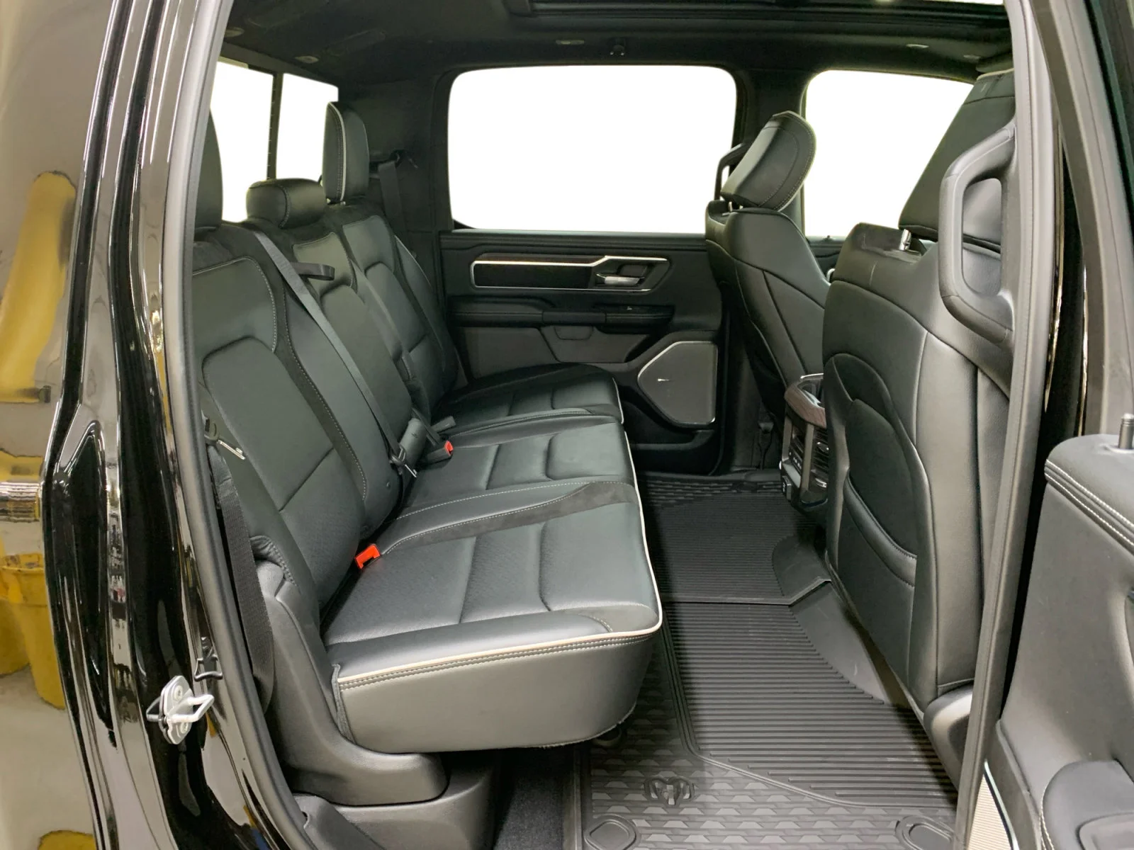 New 2026 Diamond Black Crystal Pearl Ram Laramie image 18